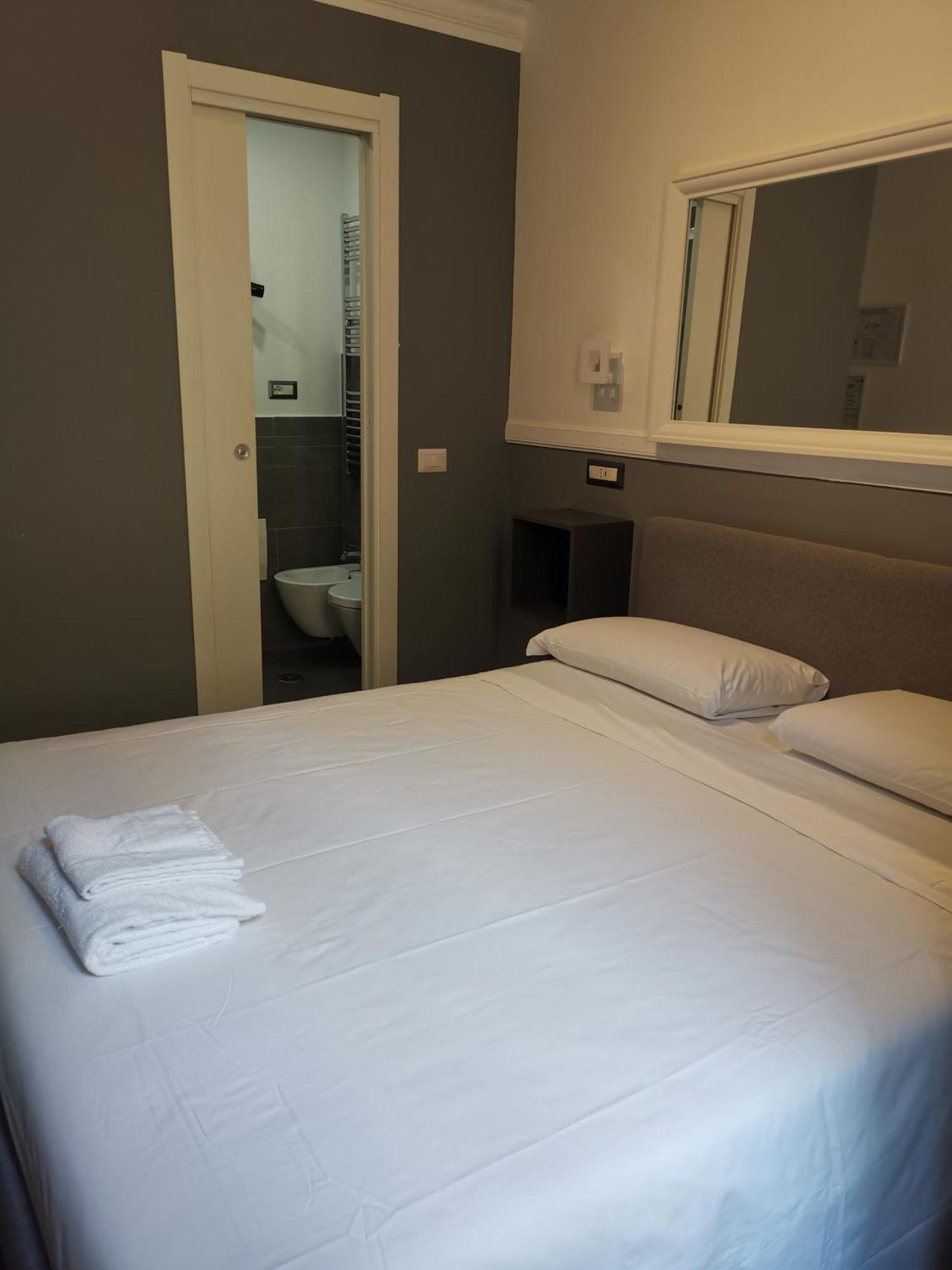 I Love Roma Guest House Екстер'єр фото