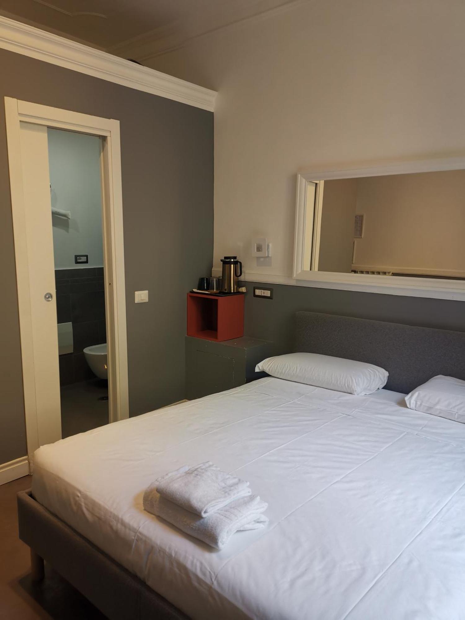 I Love Roma Guest House Екстер'єр фото